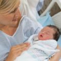 "Mamma e neonato"