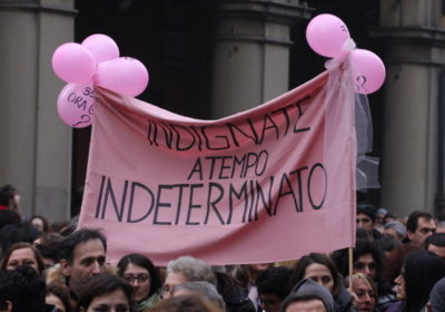 "Indignados e indignate"